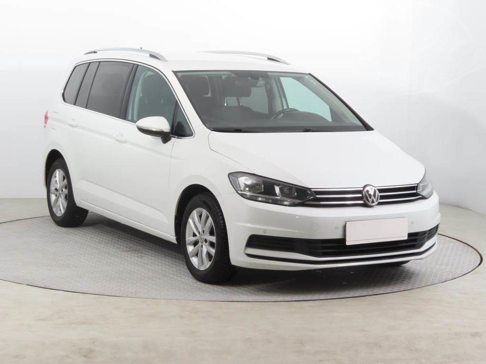 Volkswagen Touran 1.4 TSI, Automat, ČR,2.maj