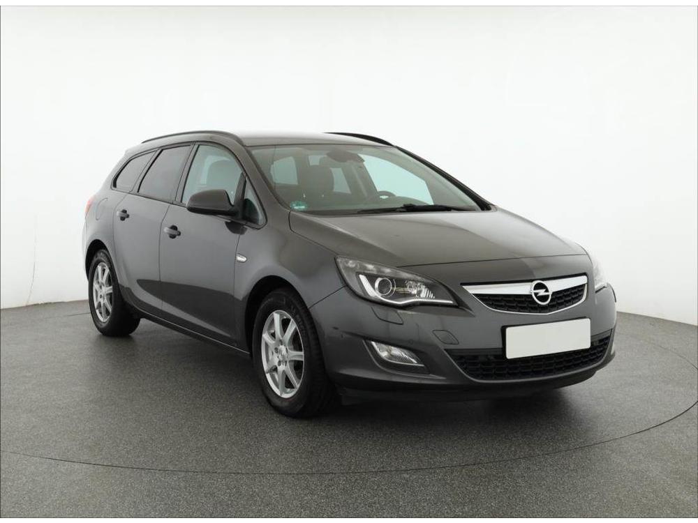 Opel Astra 2.0 CDTI, Navi, Kožené sedačky