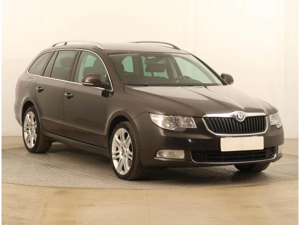 Škoda Superb 2.0 TDI, Serv.kniha, Xenony