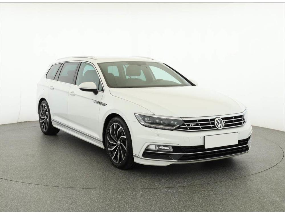 Volkswagen Passat 2.0 TDI, Kůže, Navi