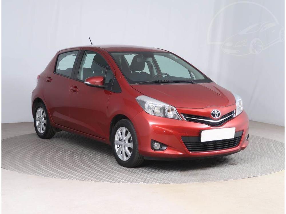 Toyota Yaris 1.33 Dual VVT-i, ČR,2.maj