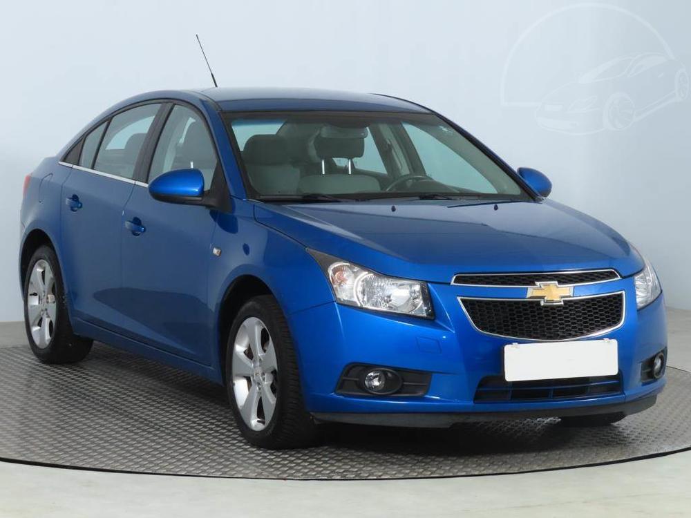 Chevrolet Cruze 1.8 i 16V, ČR,2.maj