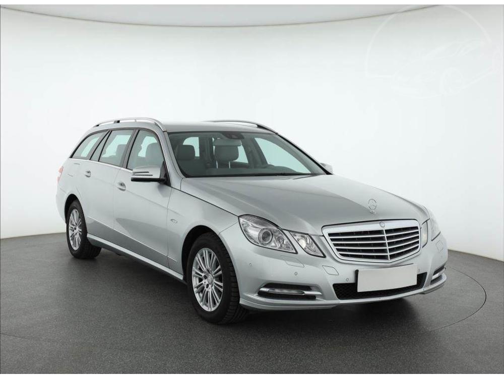 Mercedes-Benz E 350 350 CDI, Automat, Navi