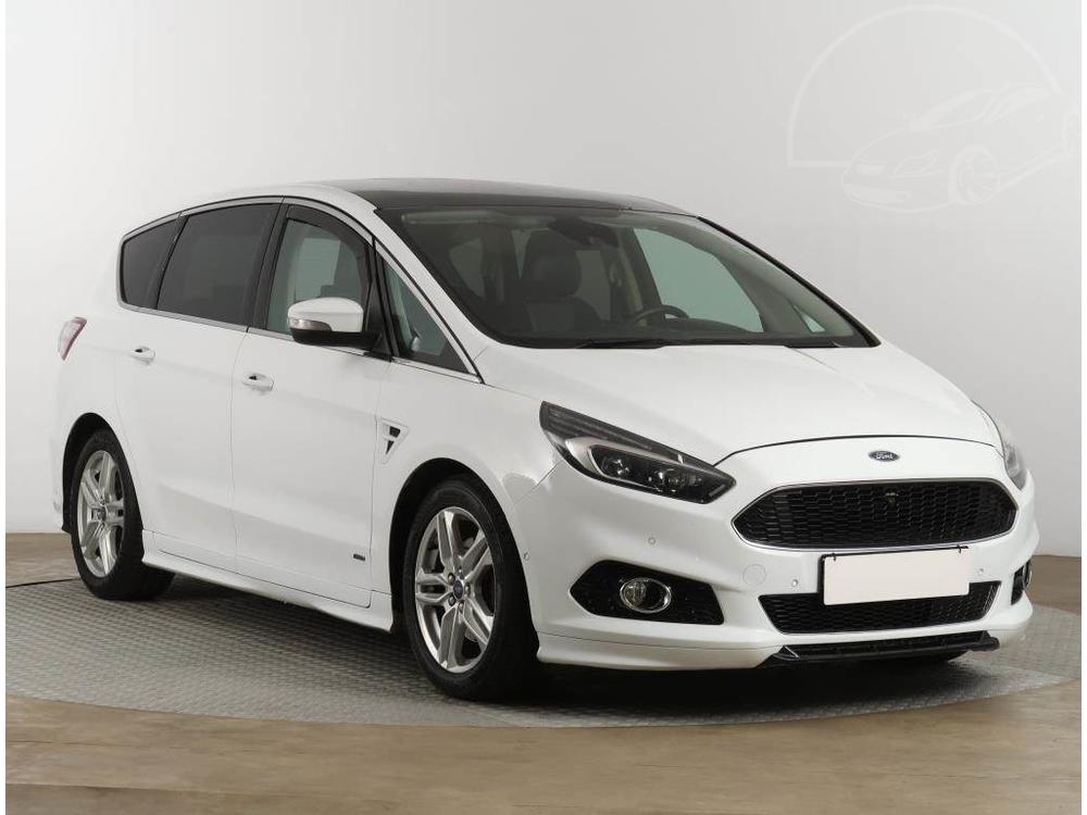 Ford S-Max 2.0 TDCi, 7 míst, 2