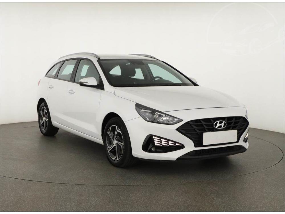 Hyundai i30 1.5 DPI, ČR,1.maj, Serv.kniha