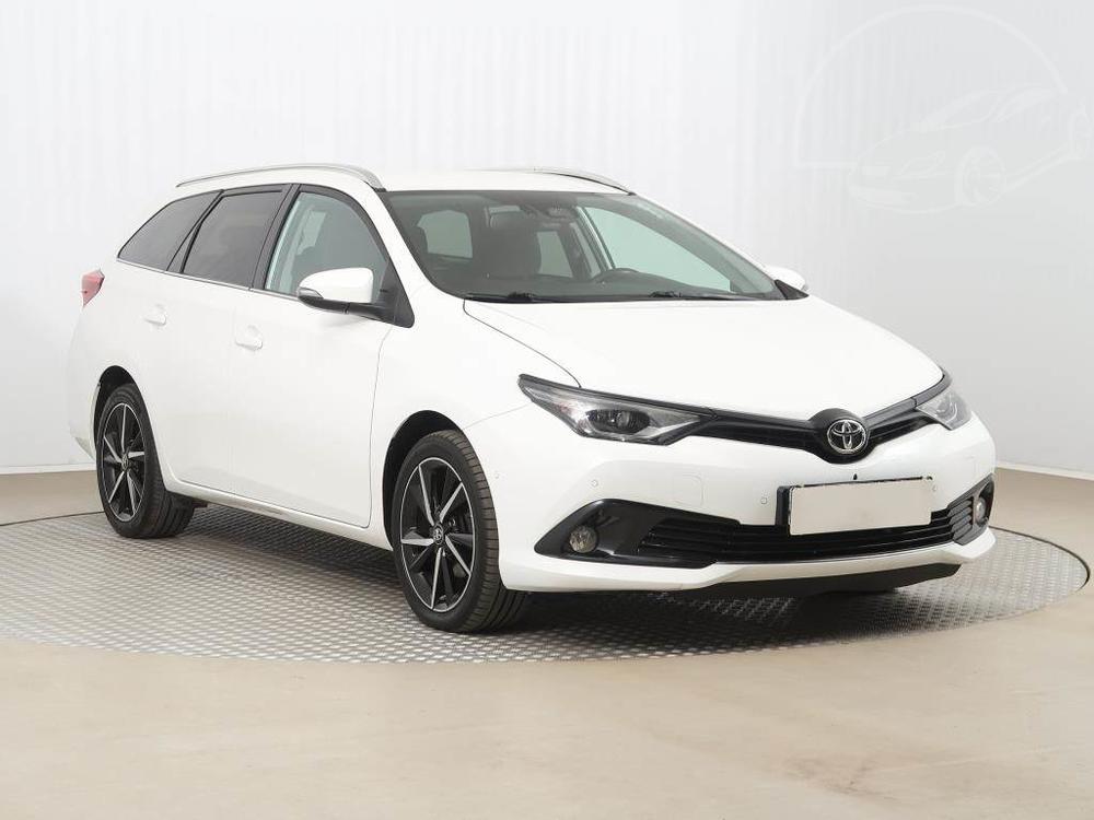 Toyota Auris 1.6 Valvematic, R,1.maj