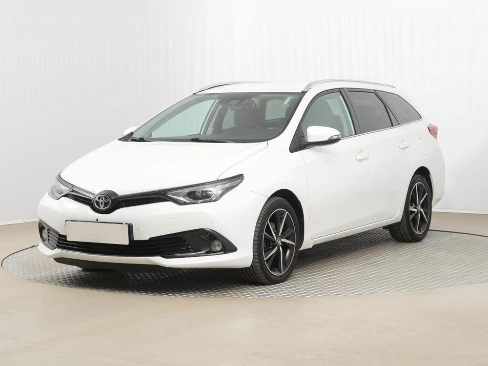 Toyota Auris 1.6 Valvematic, R,1.maj