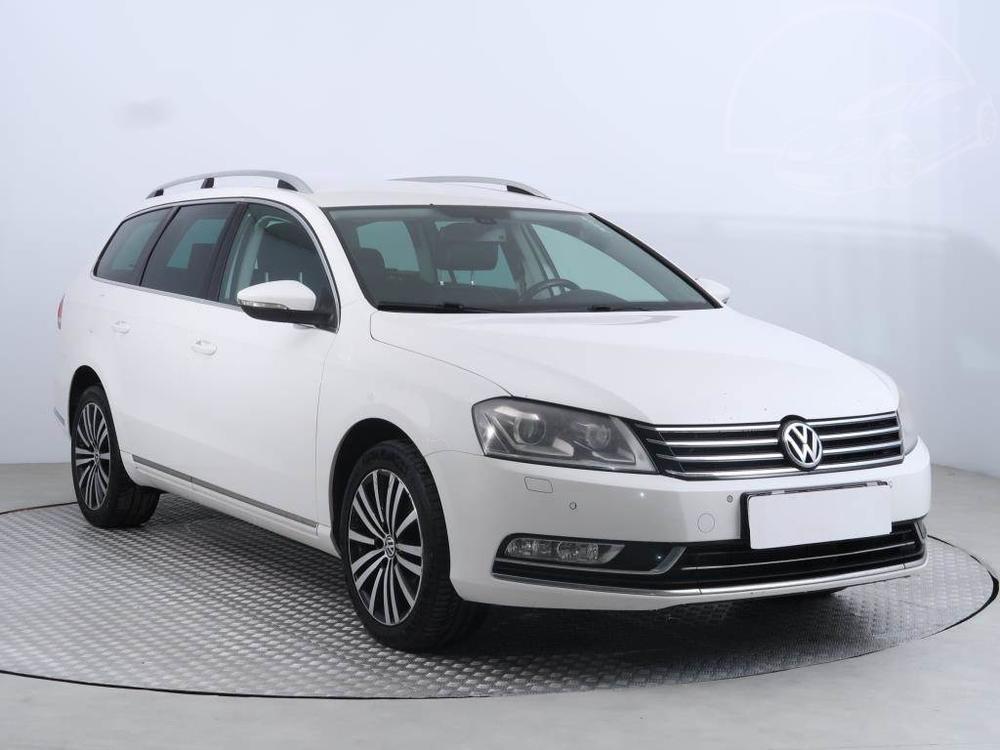 Volkswagen Passat 2.0 TDI, ČR,2.maj, Serv.kniha