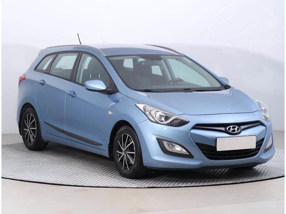 Hyundai i30 1.6 MPI, Serv.kniha, Klima