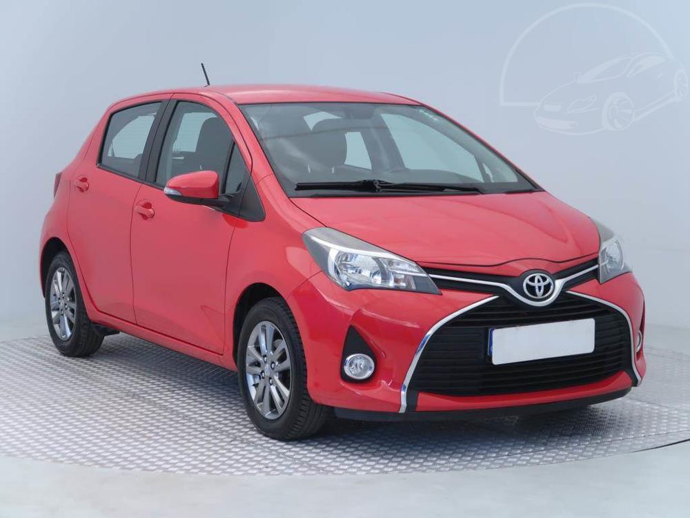 Toyota Yaris 1.0 VVT-i, ČR,2.maj