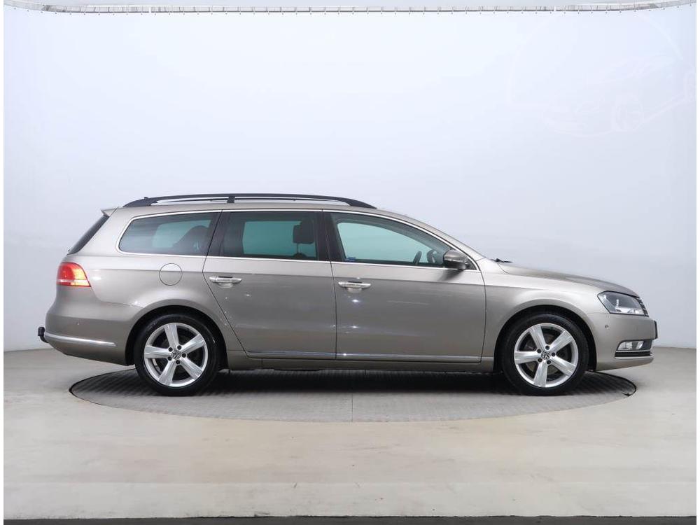 Volkswagen Passat 2.0 TDI, Navi