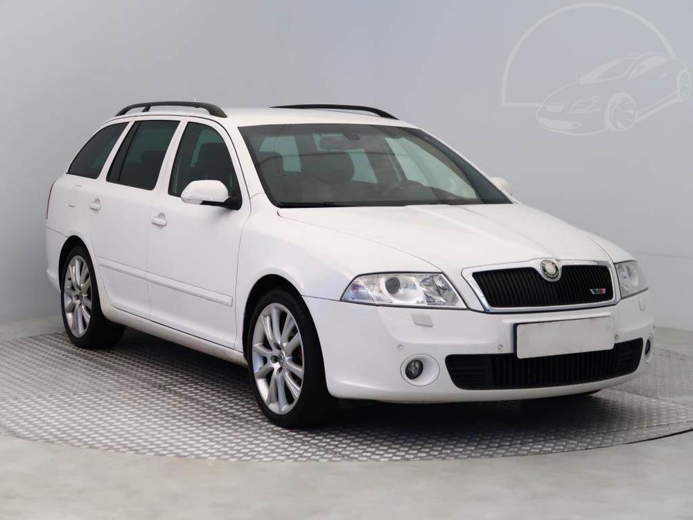 Škoda Octavia RS 2.0 TDI, Serv.kniha