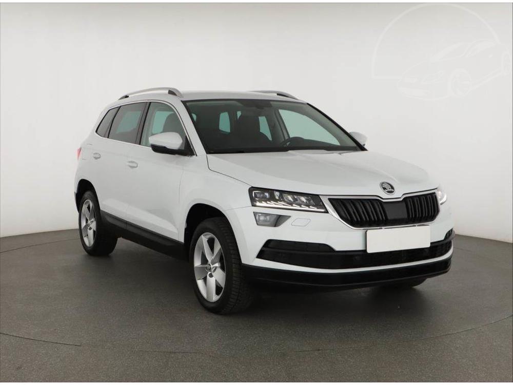 Škoda Karoq 1.5 TSI, Automat, ČR,1.maj