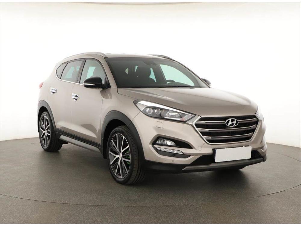 Hyundai Tucson 2.0 CRDi, Nové v Čr