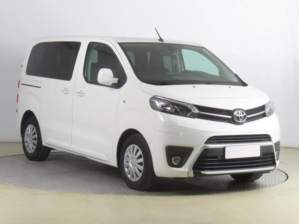 Toyota ProAce 1.5 D-4D, Bus, 8Míst, Klima