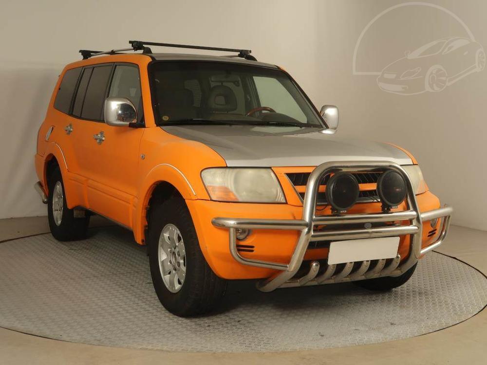 Mitsubishi Pajero 3.2 DI-D, 4X4, Kožené sedačky