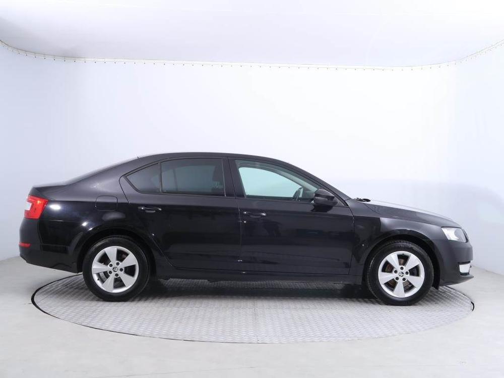 koda Octavia 1.6 TDI, Serv.kniha