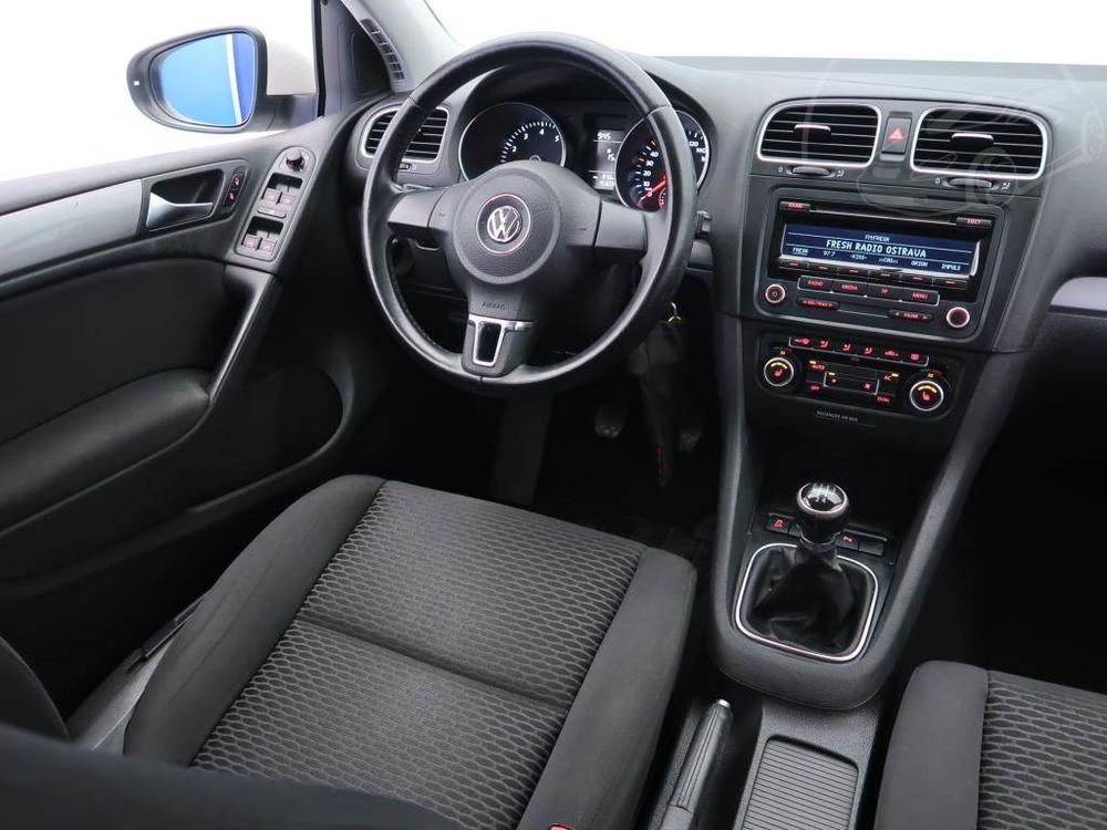 Volkswagen Golf 1.2 TSI, Automatick klima