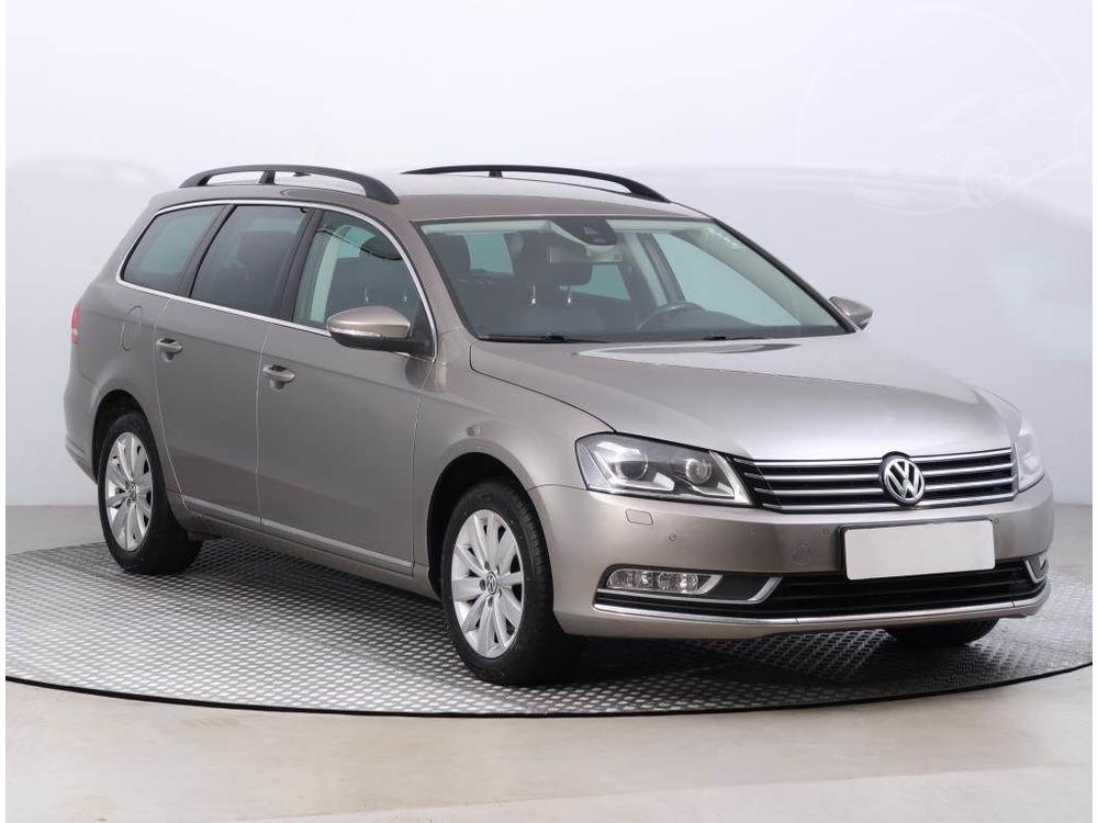 Volkswagen Passat 2.0 TDI, Navi