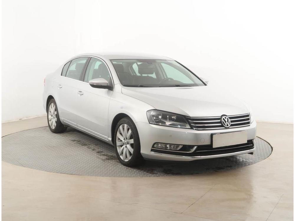 Volkswagen Passat Highline 2.0 TDI, Serv.kniha