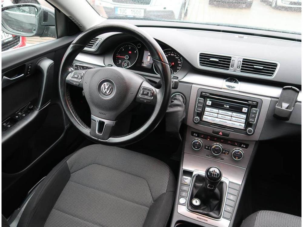 Volkswagen Passat 2.0 TDI, NOV CENA, 4X4