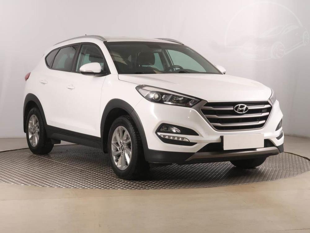 Hyundai Tucson 1.6 T-GDI, Automatická klima