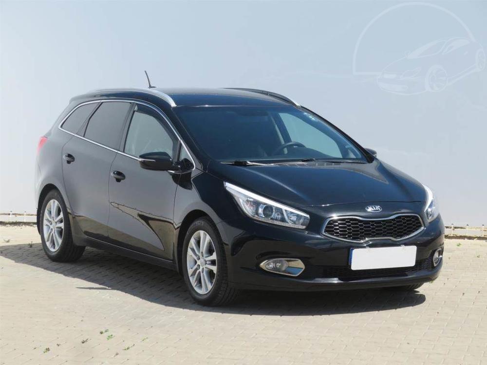 Kia Cee´d 1.6 CRDi, Serv.kniha, Navi