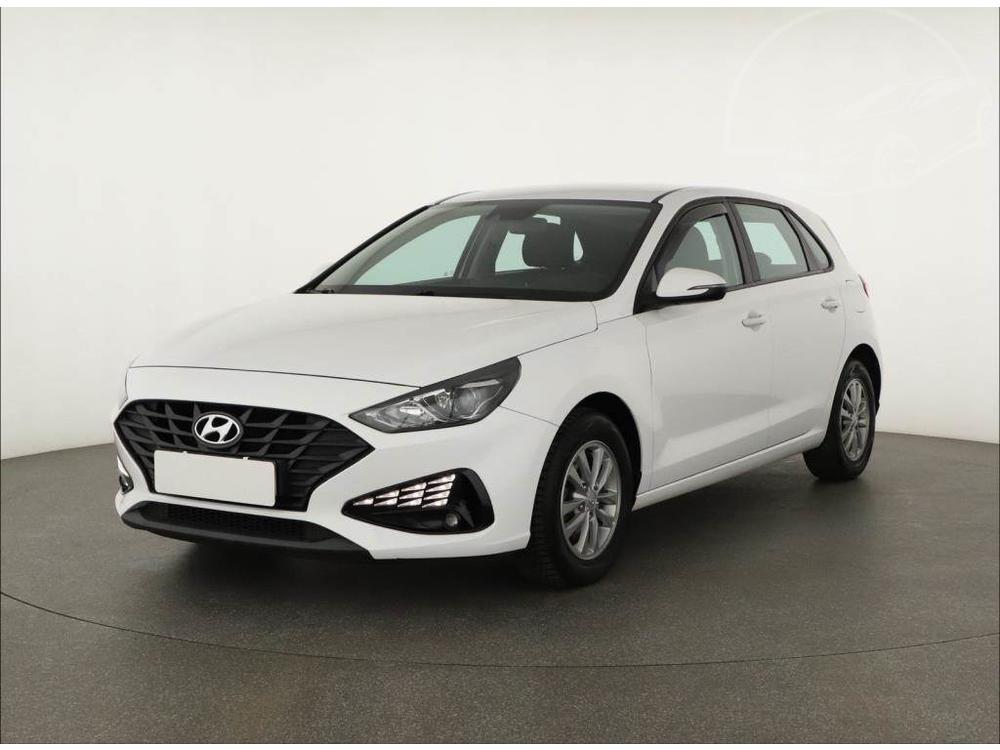 Prodm Hyundai i30 1.5 DPI, Comfort, NOV CENA