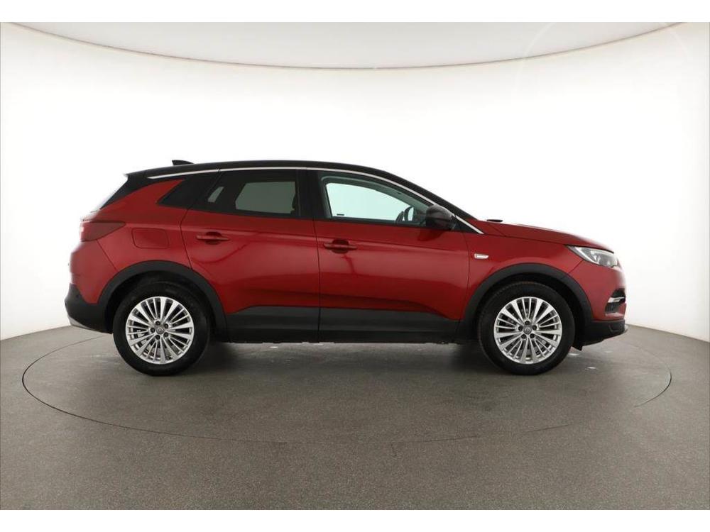 Opel Grandland X 1.6 CDTI, NOV CENA, R,2.maj