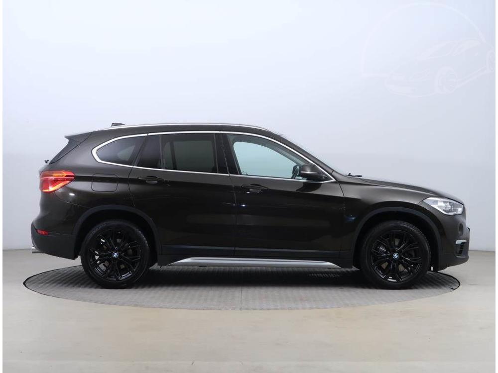 BMW X1 sDrive20i, NOV CENA, Automat