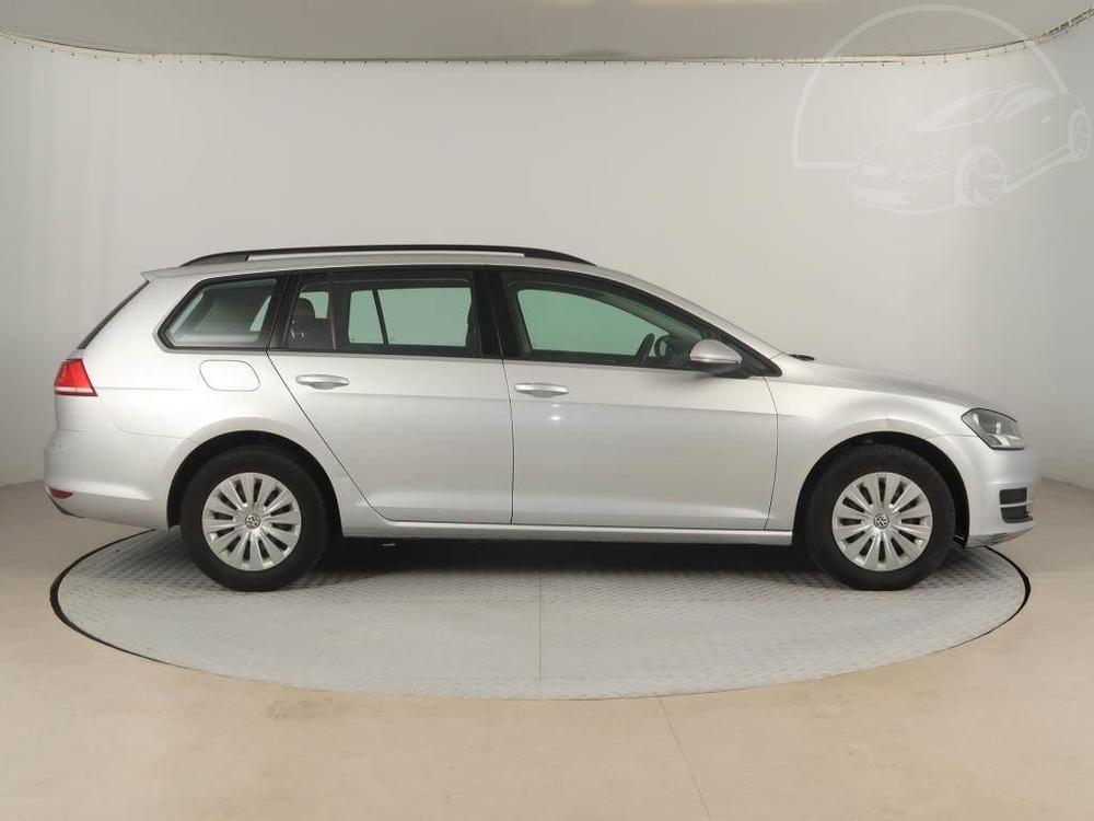 Volkswagen Golf 1.6 TDI, NOV CENA, Klima