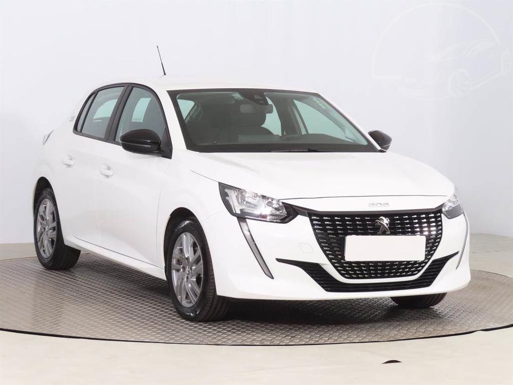 Peugeot 208 1.2 PureTech, ČR,1.maj