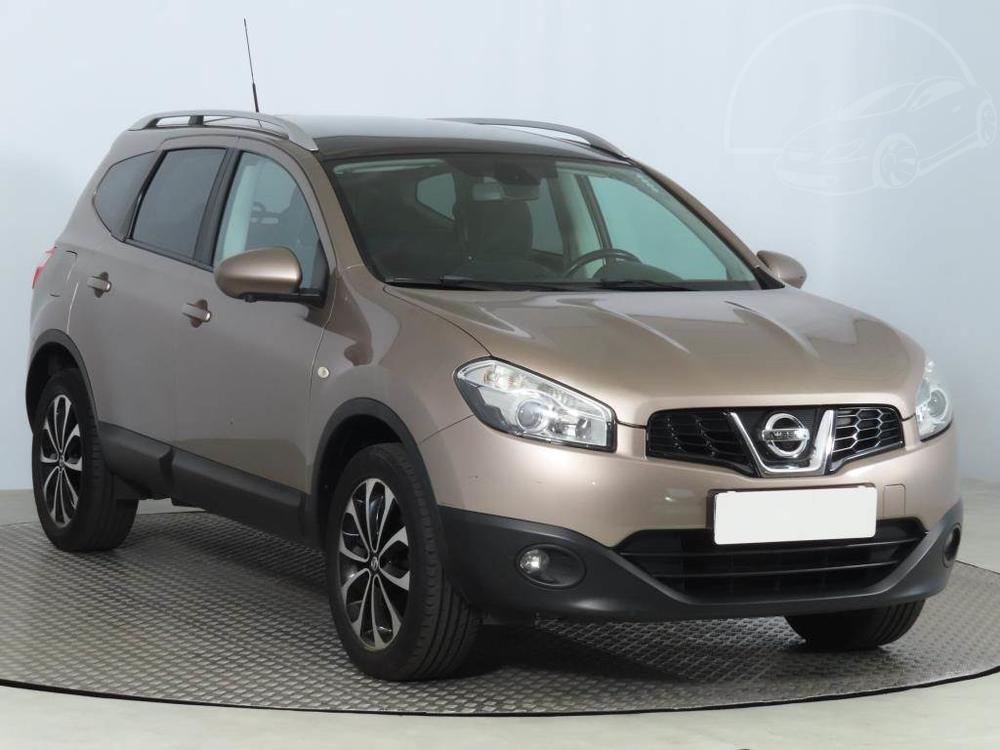 Nissan Qashqai 2.0 i, 7 míst, Serv.kniha