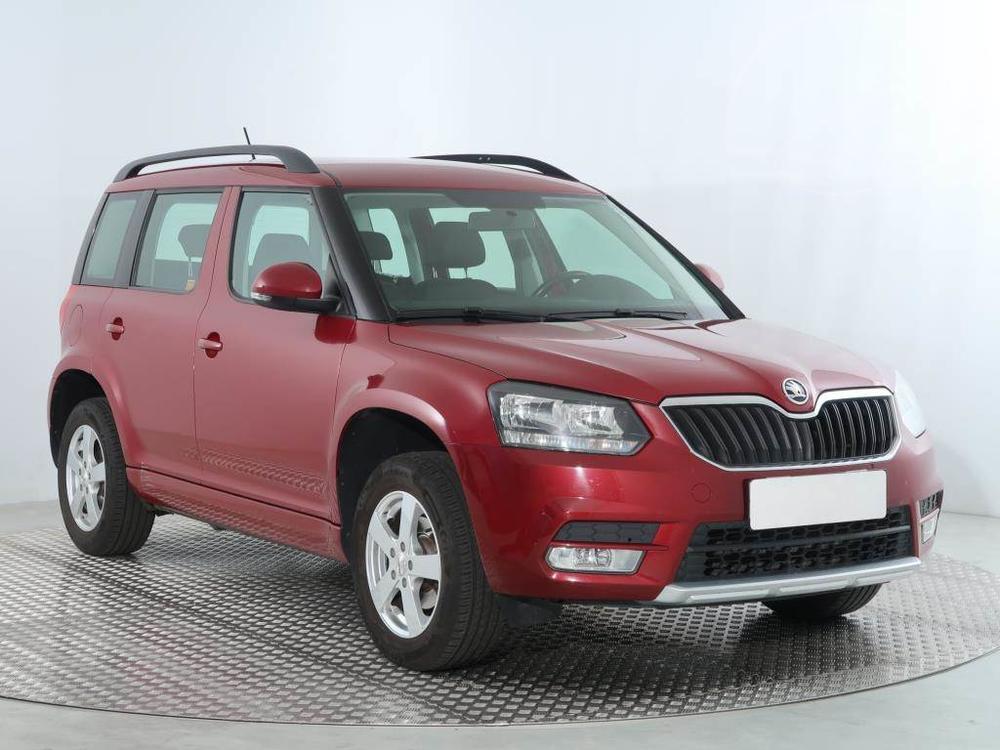 Škoda Yeti 1.2 TSI, ČR,2.maj, Serv.kniha