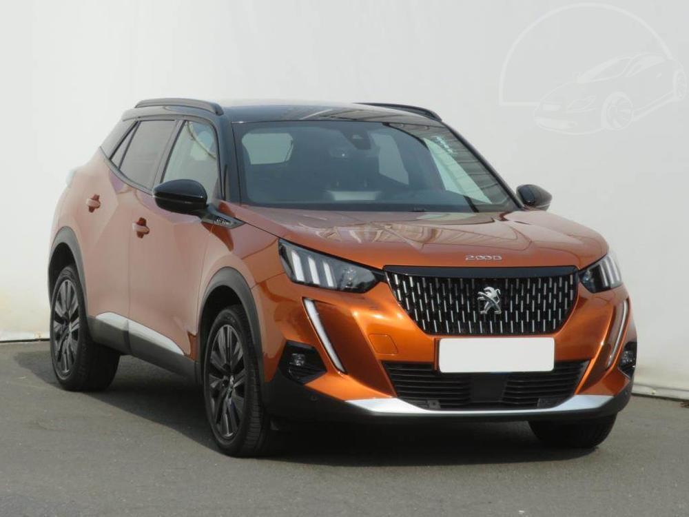 Peugeot 2008 1.2 PureTech, ČR, Automat