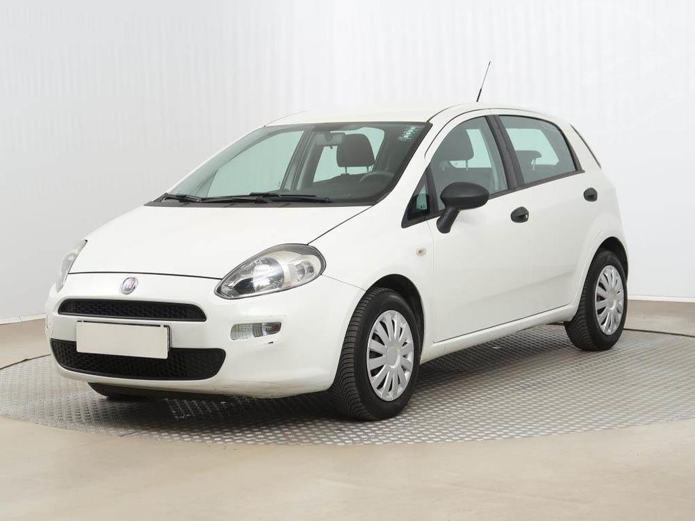 Prodm Fiat Punto 1.2, NOV CENA, servisovan