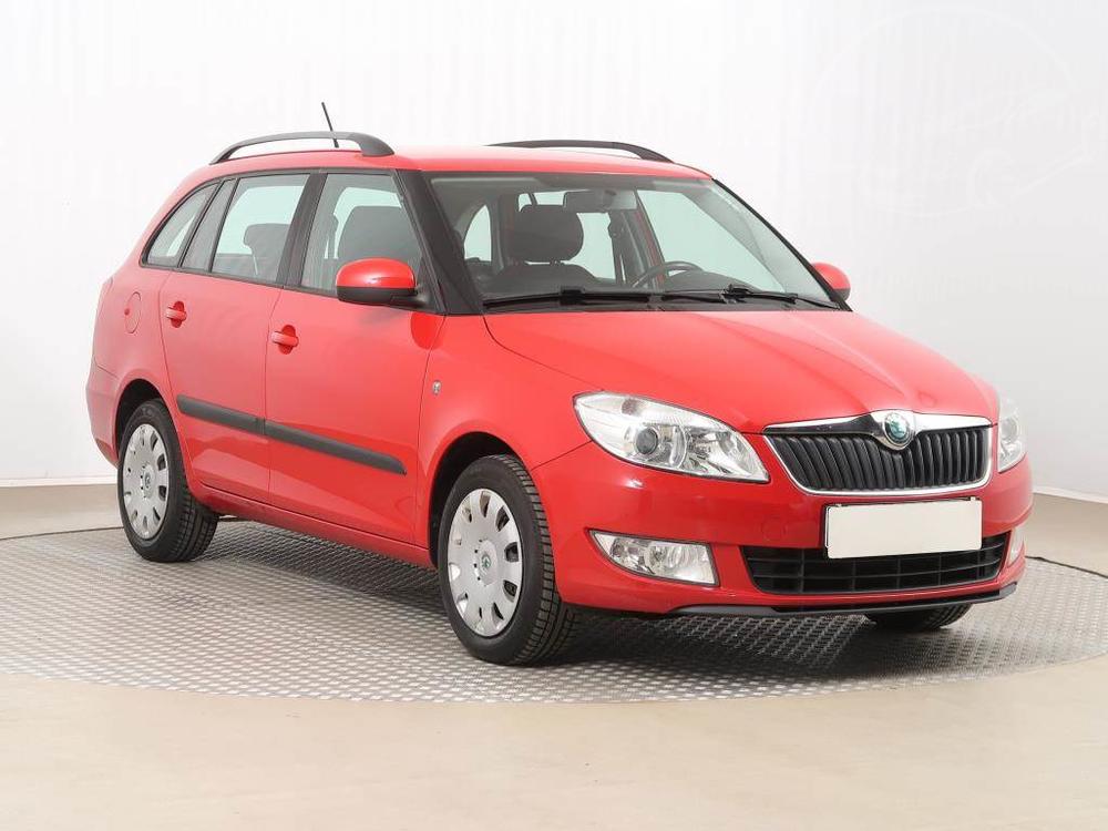 Škoda Fabia 1.2 TSI, Klima, El. okna