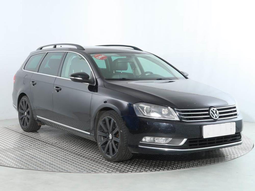 Volkswagen Passat 2.0 TDI, Automat, Navi