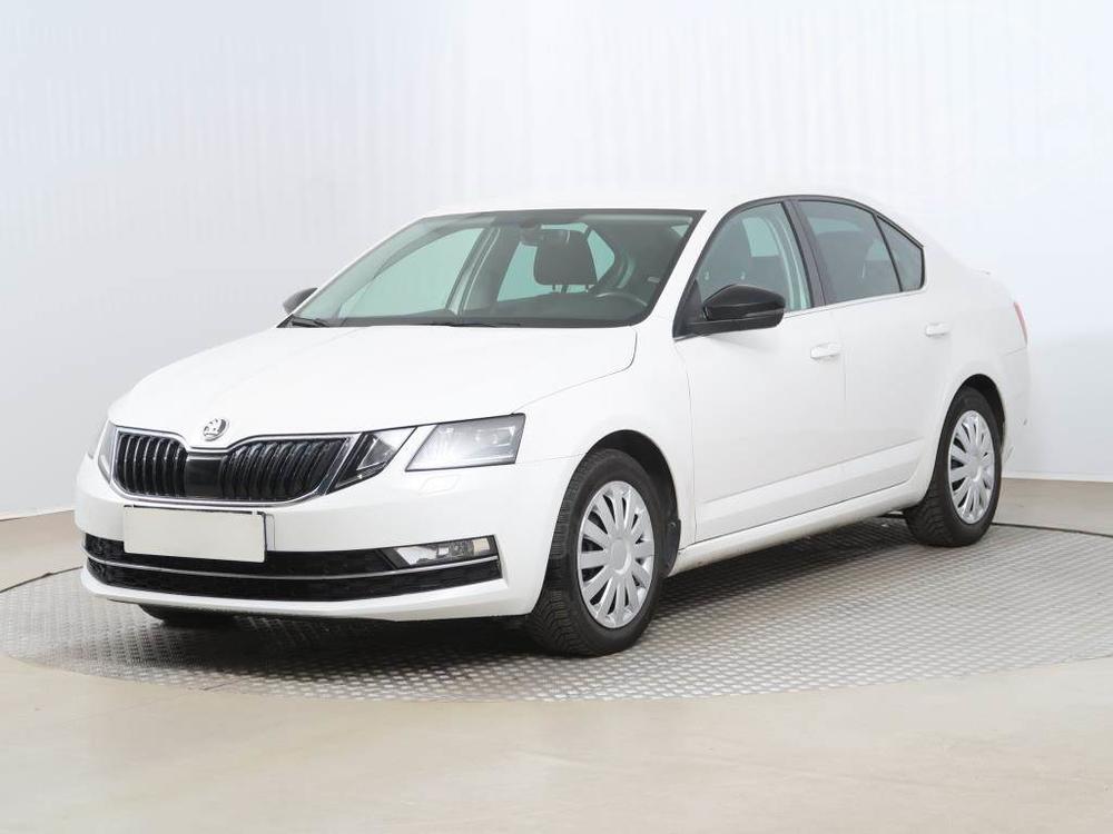 koda Octavia 1.6 TDI, Style, R,1.maj