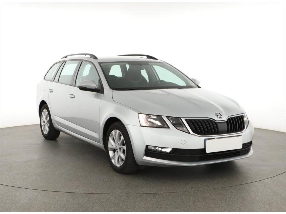 Škoda Octavia 1.6 TDI, Automat, Navi