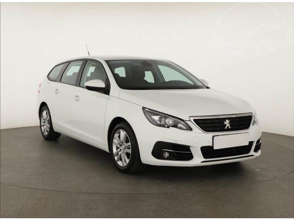 Peugeot 308 1.5 BlueHDi, ČR,1.maj