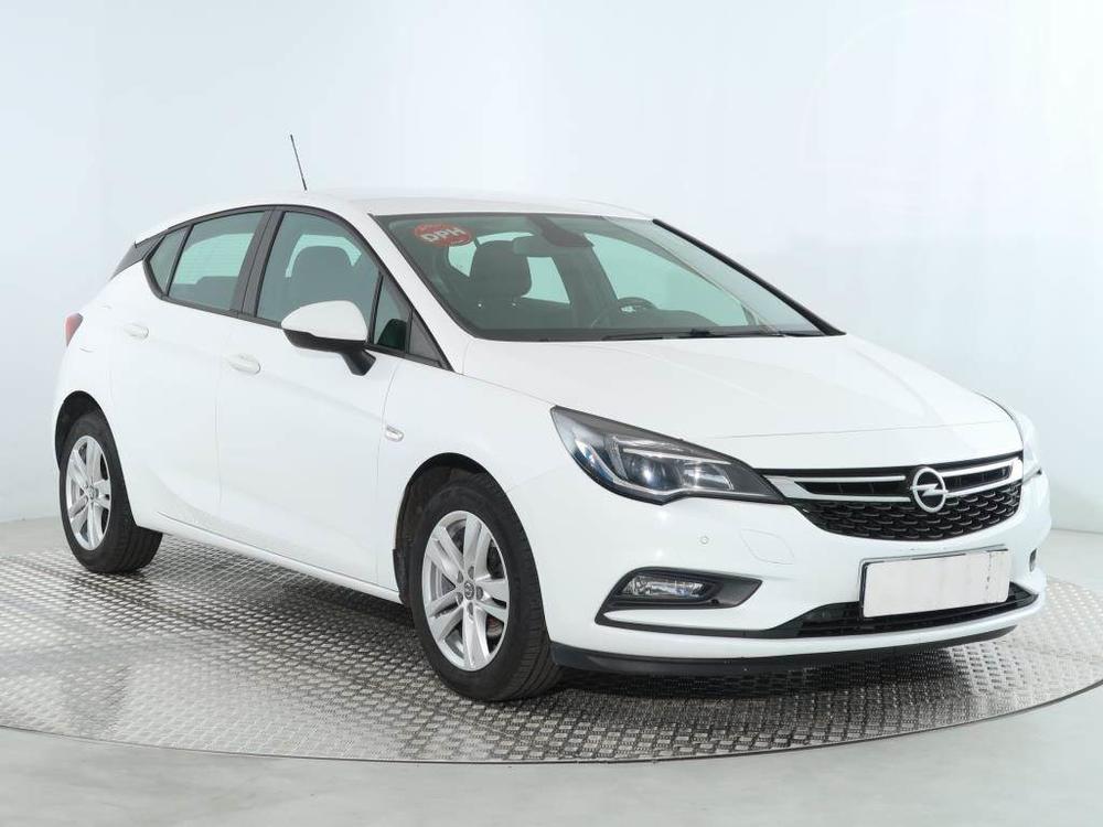 Opel Astra 1.4 T, ČR,2.maj, Serv.kniha