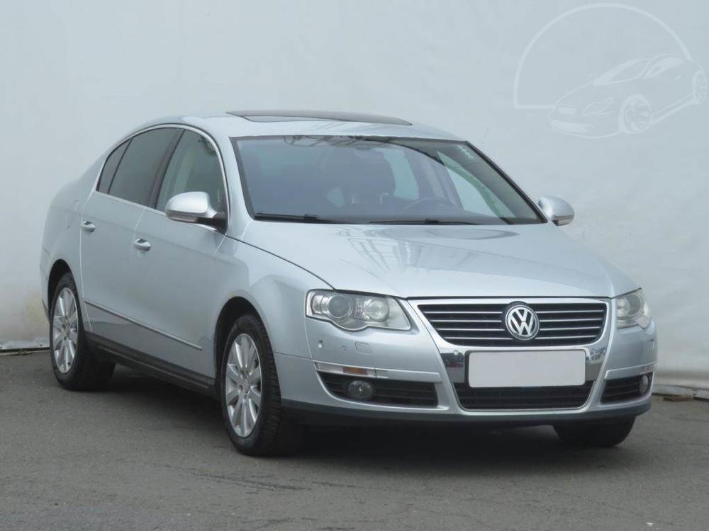 Volkswagen Passat Highline 2.0 TDI, Serv.kniha