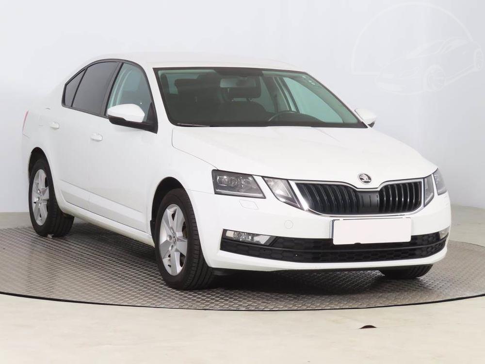 Škoda Octavia 1.4 TSI, ČR,1.maj, Serv.kniha