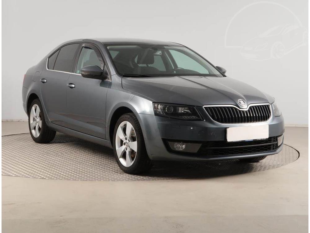 Škoda Octavia 1.2 TSI, Automatická klima