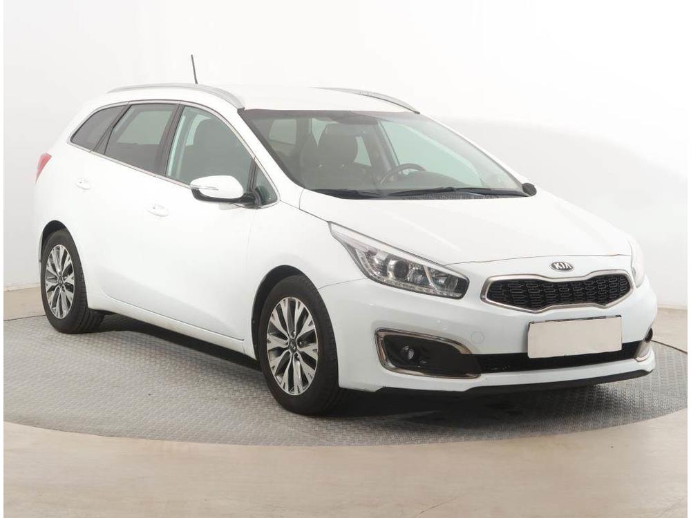 Kia Cee´d 1.6 GDI, ČR,2.maj, Navi