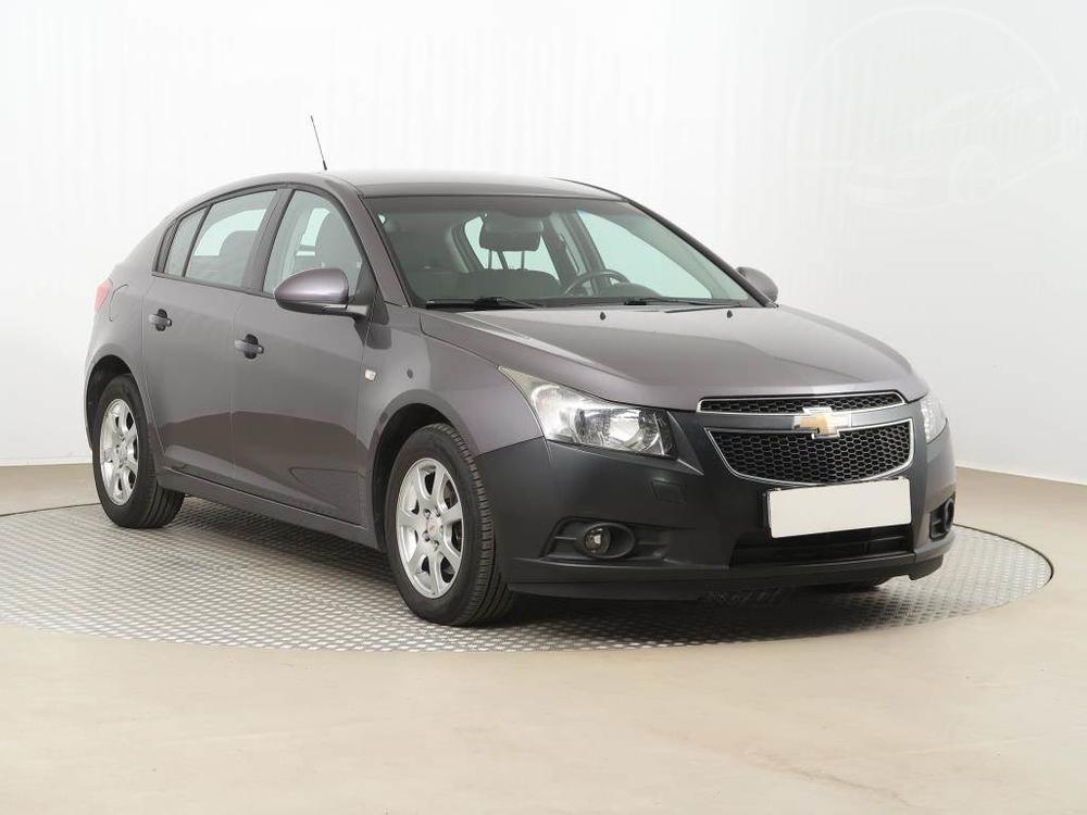 Chevrolet Cruze 2.0 VCDi, Klima, Tempomat