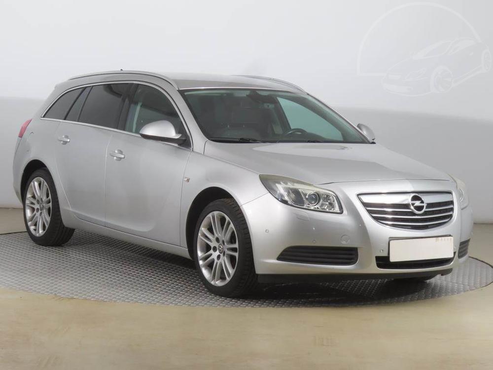 Opel Insignia 1.6 Turbo, Serv.kniha, Navi