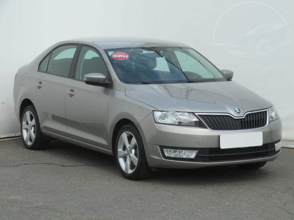 Škoda Rapid 1.2 TSI, Xenony