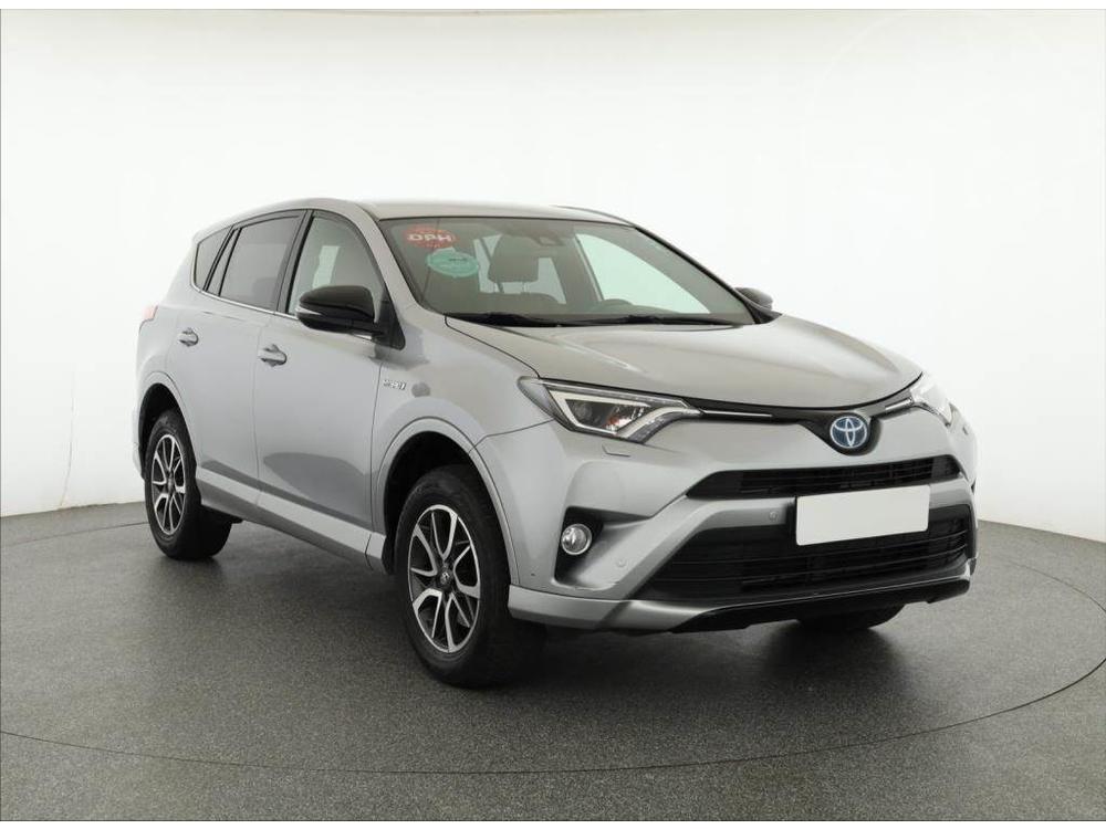 Toyota RAV4 2.5 Hybrid, NOVÁ CENA, 4X4